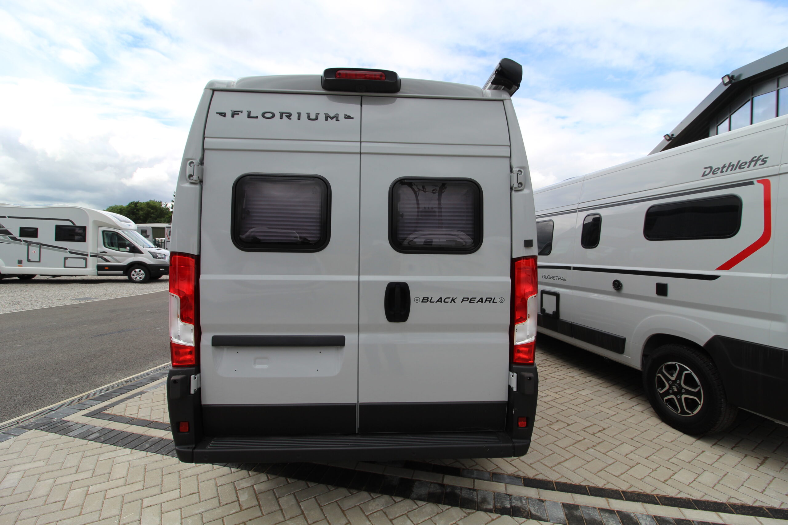 2026-florium-black-pearl-59lt-38.jpg