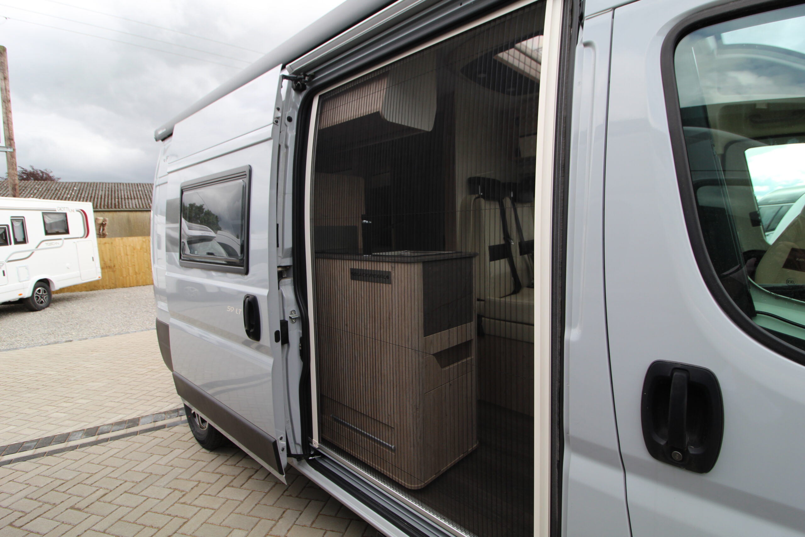 2026-florium-black-pearl-59lt-53.jpg