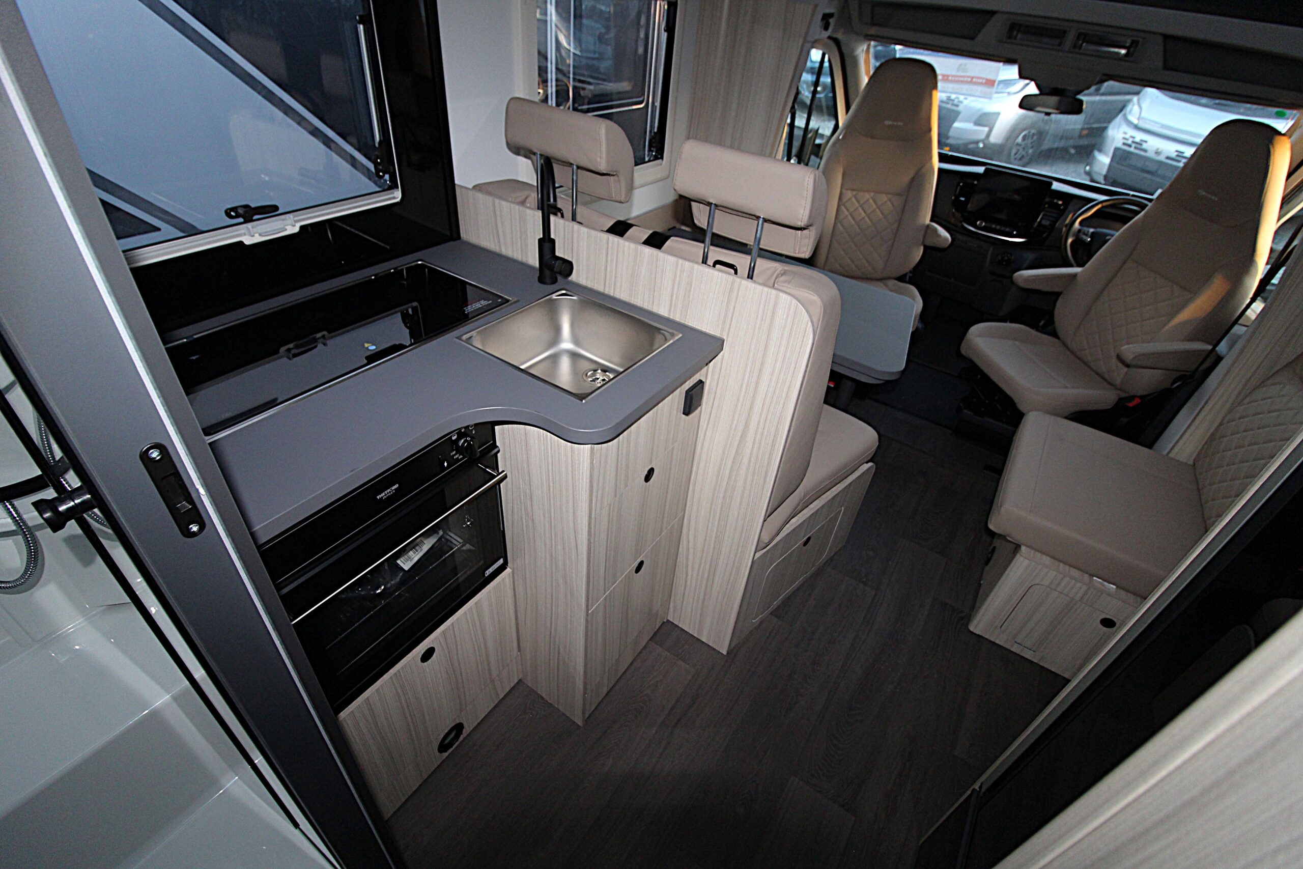 2026-sun-living-75-sl-18.jpg