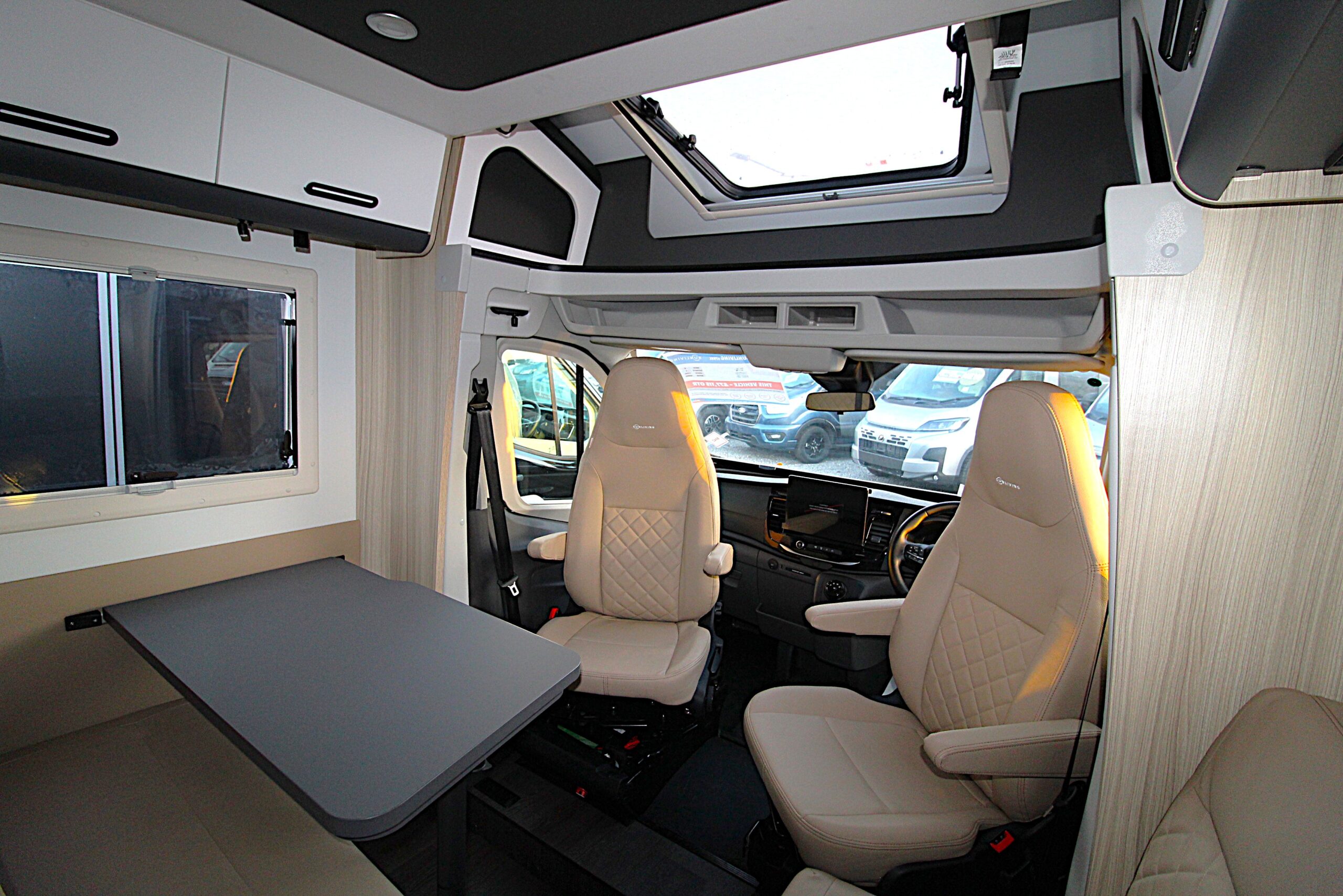 2026-sun-living-75-sl-4.jpg