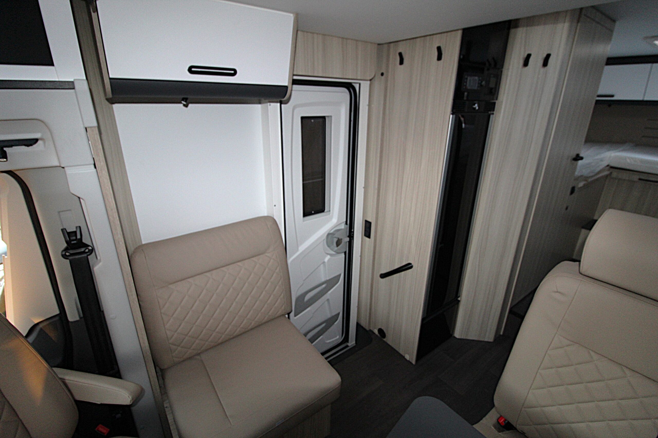 2026-sun-living-75-sl-8.jpg