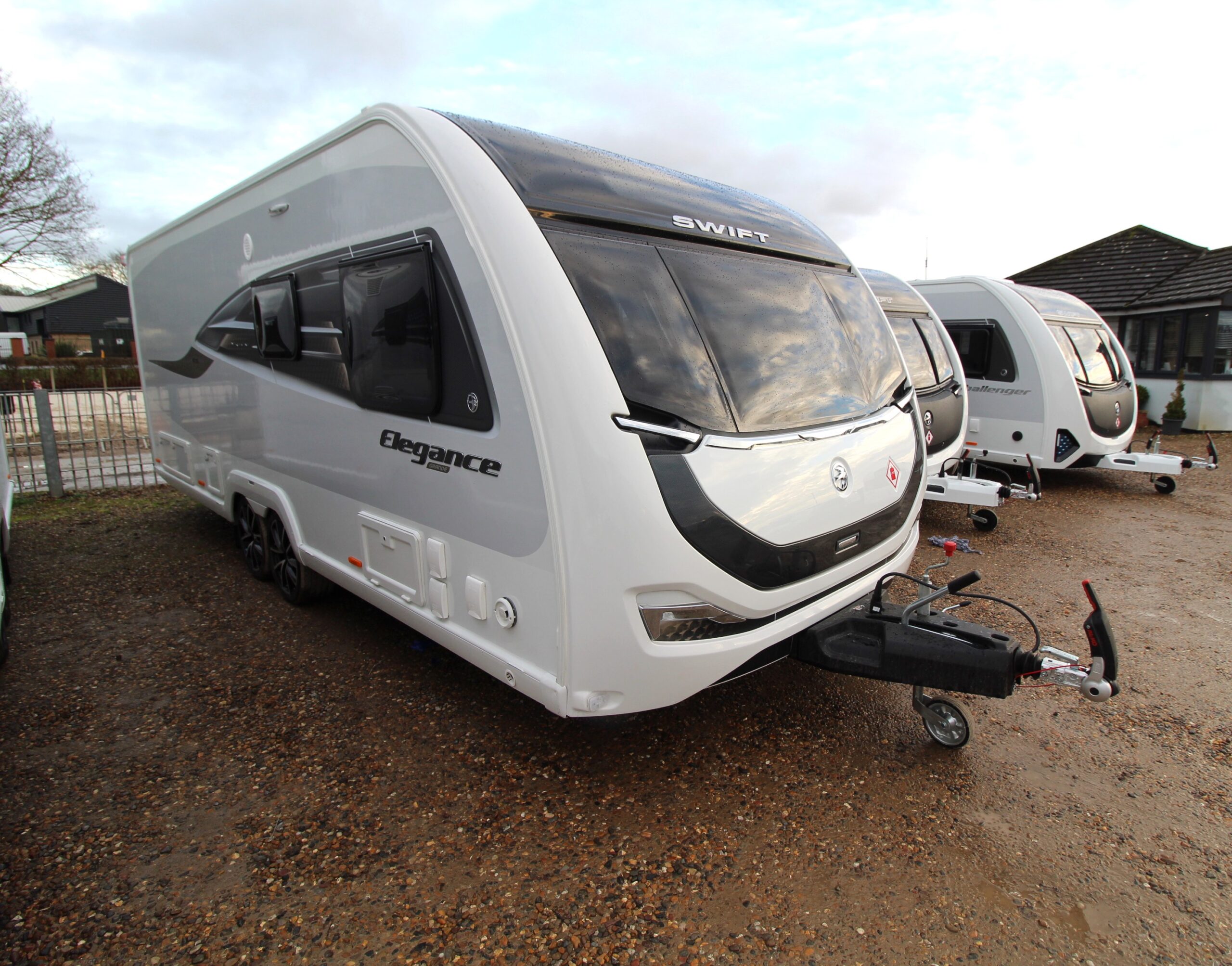 2026-swift-elegance-835-15.jpg