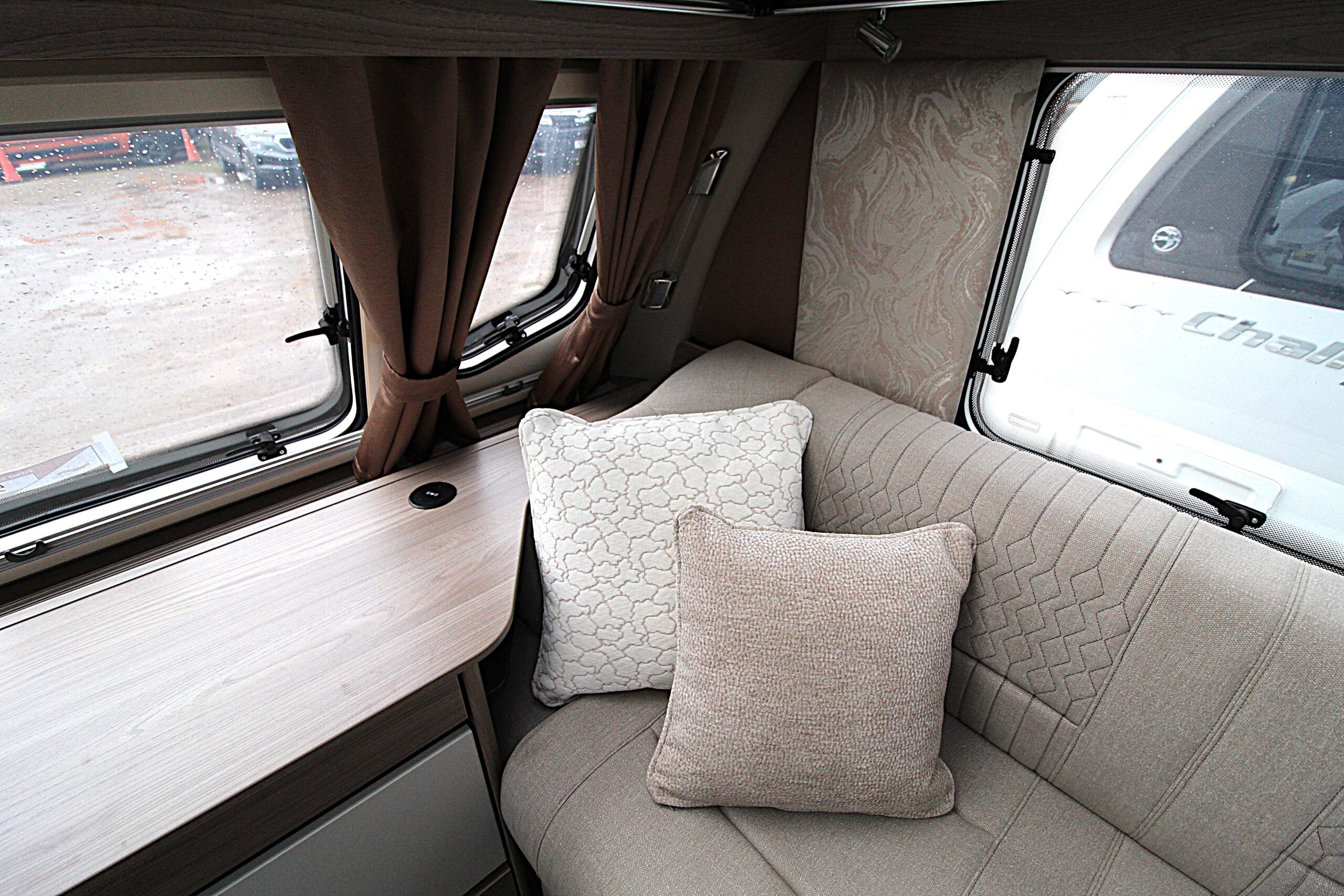 2026-swift-elegance-835-38.jpg