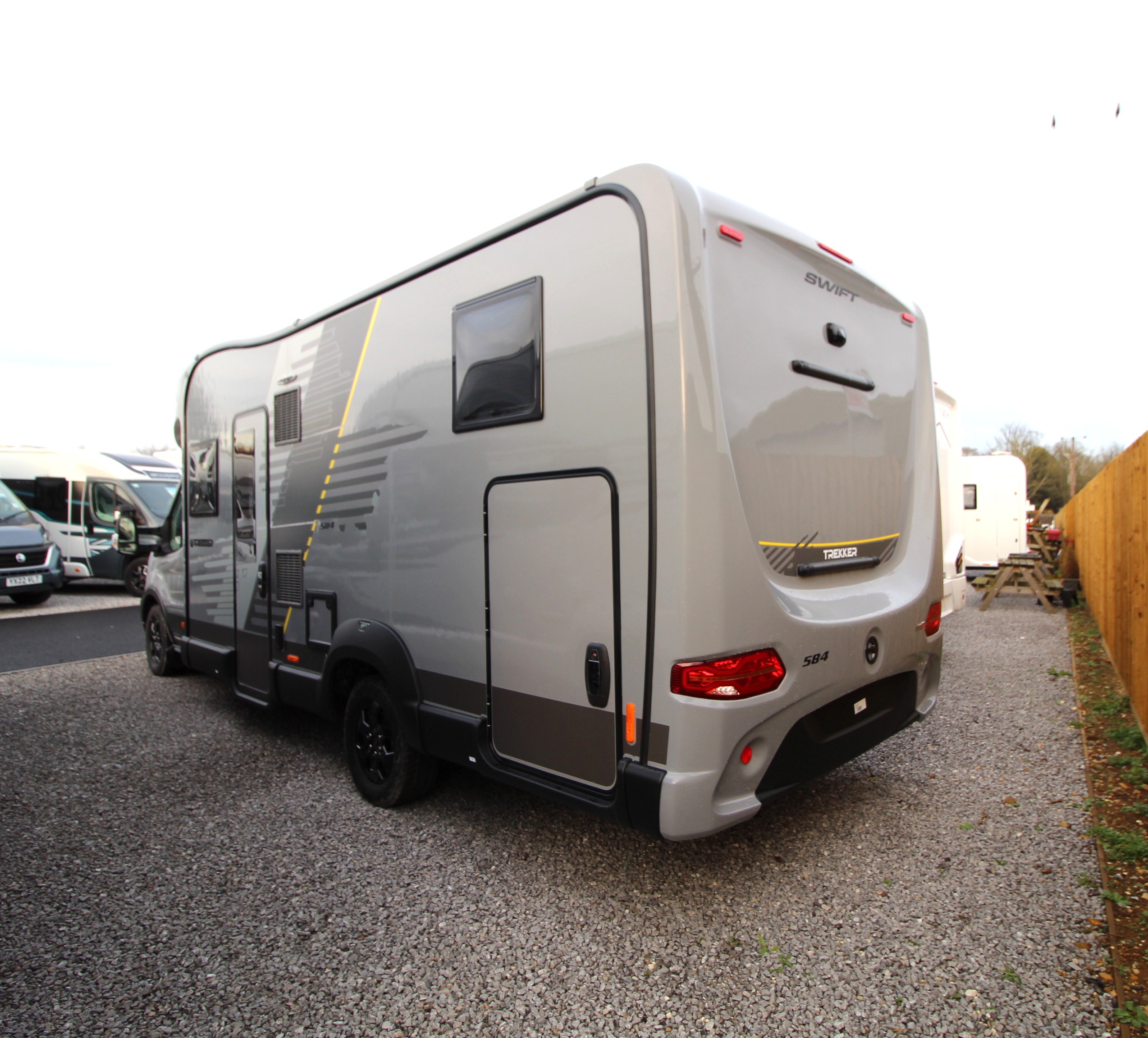 2026-swift-trekker-584-10.jpg