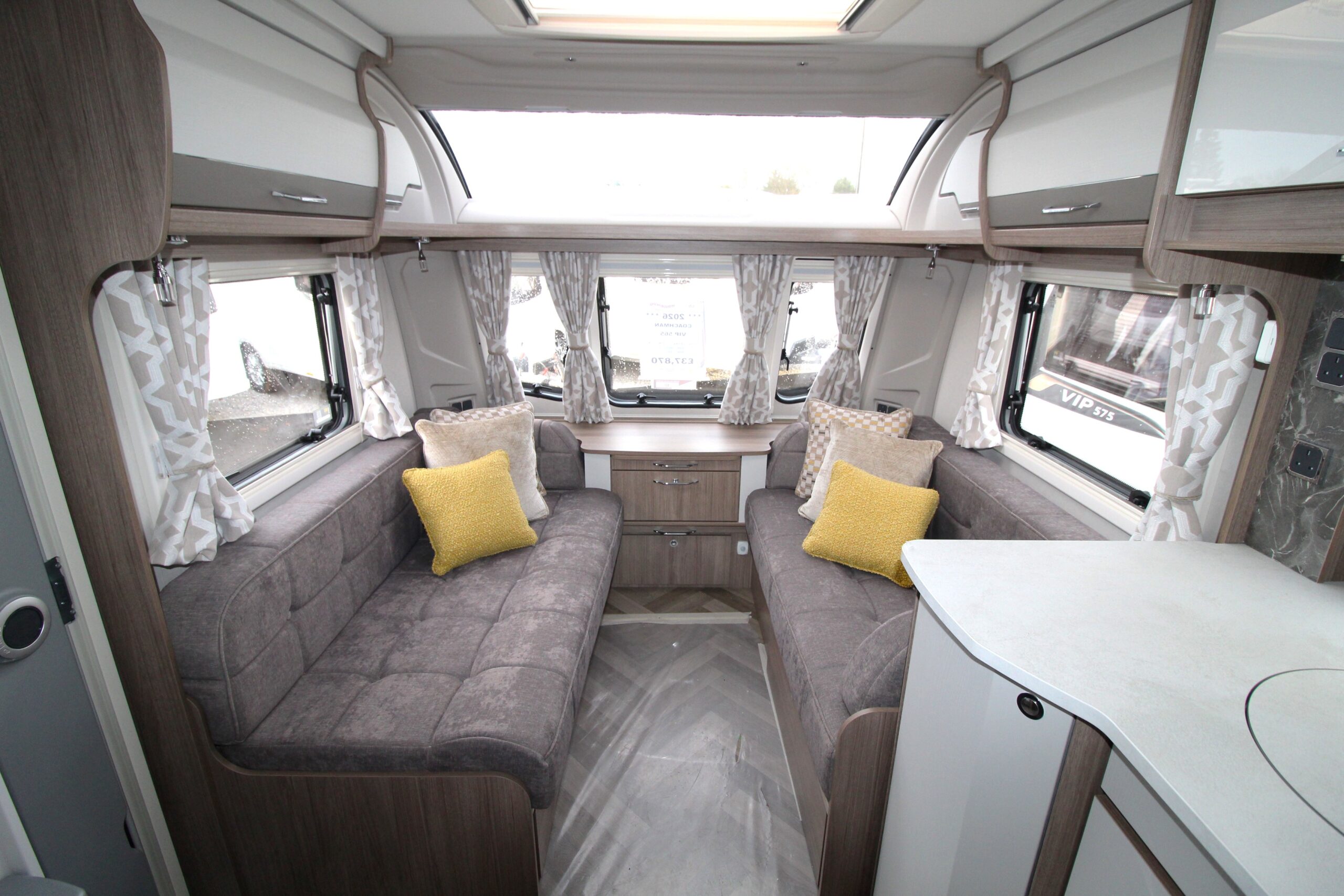 2026-vip-565-14.jpg