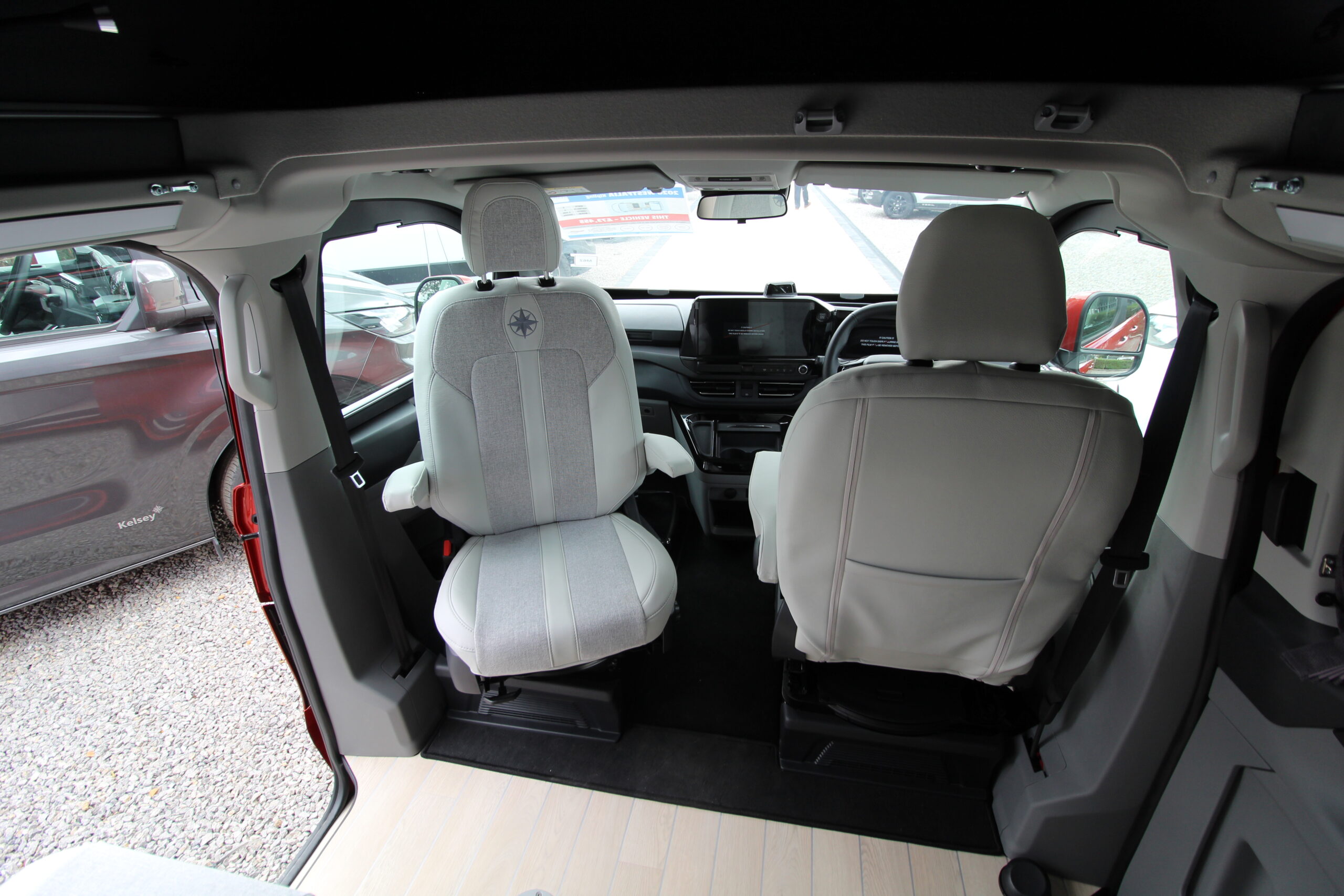 2026-westfalia-kipling-red-22.jpg