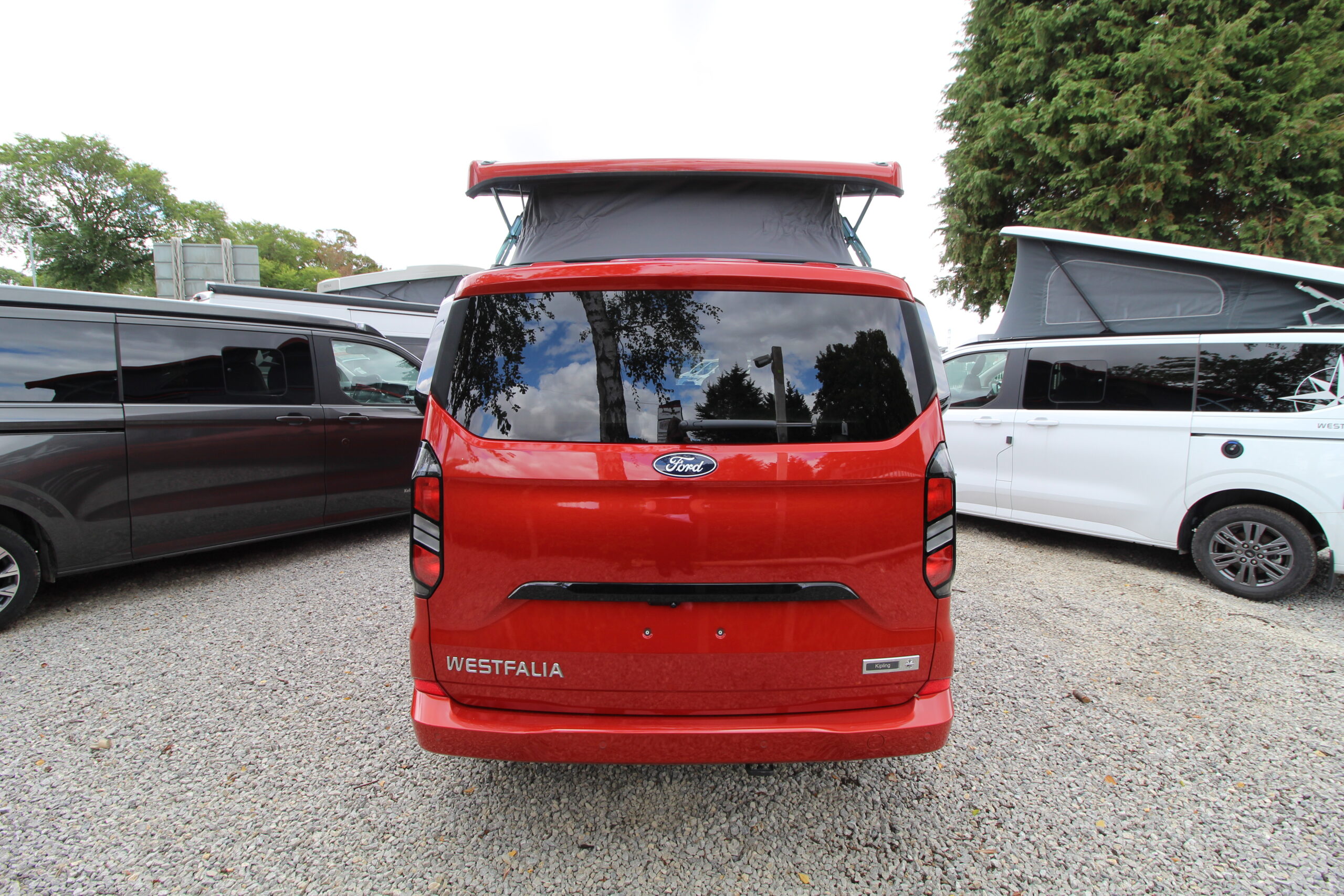 2026-westfalia-kipling-red-6.jpg