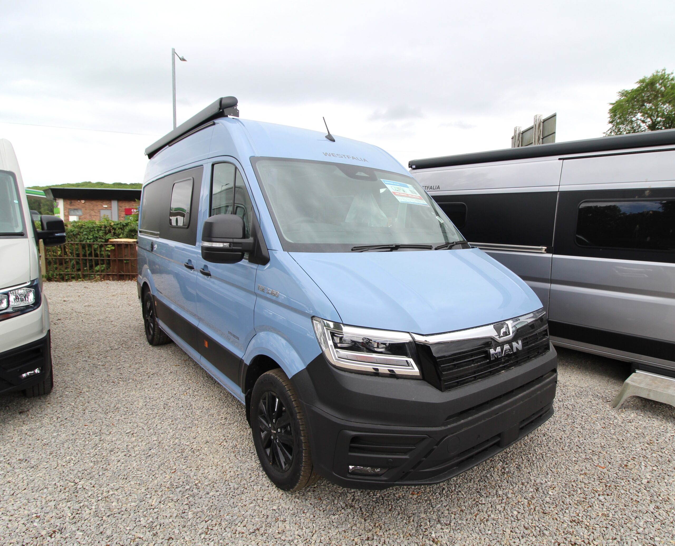 2026-westfalia-sven-hedin-ice-blue-2.jpg