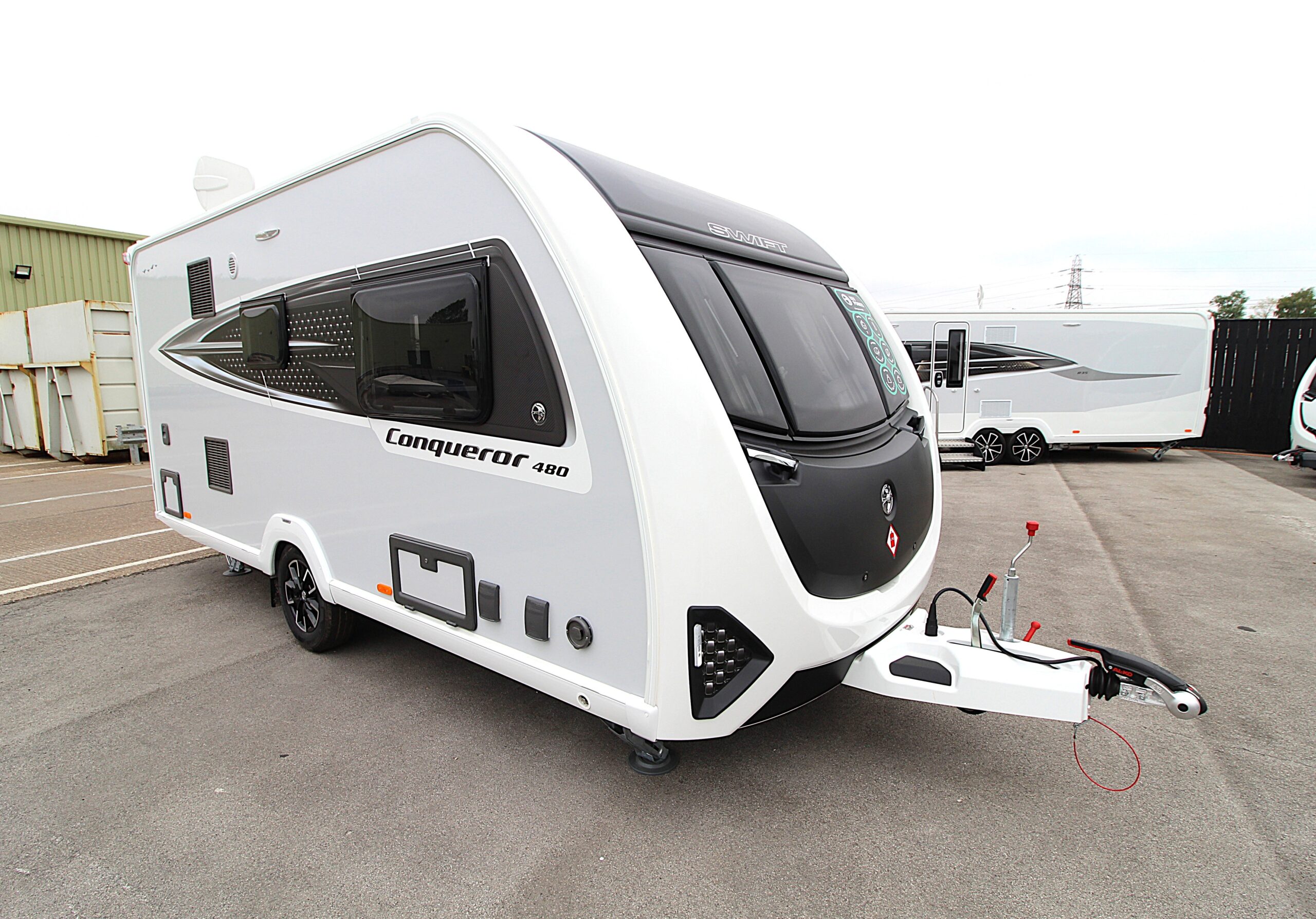 2027-conqueror-480-2.jpg