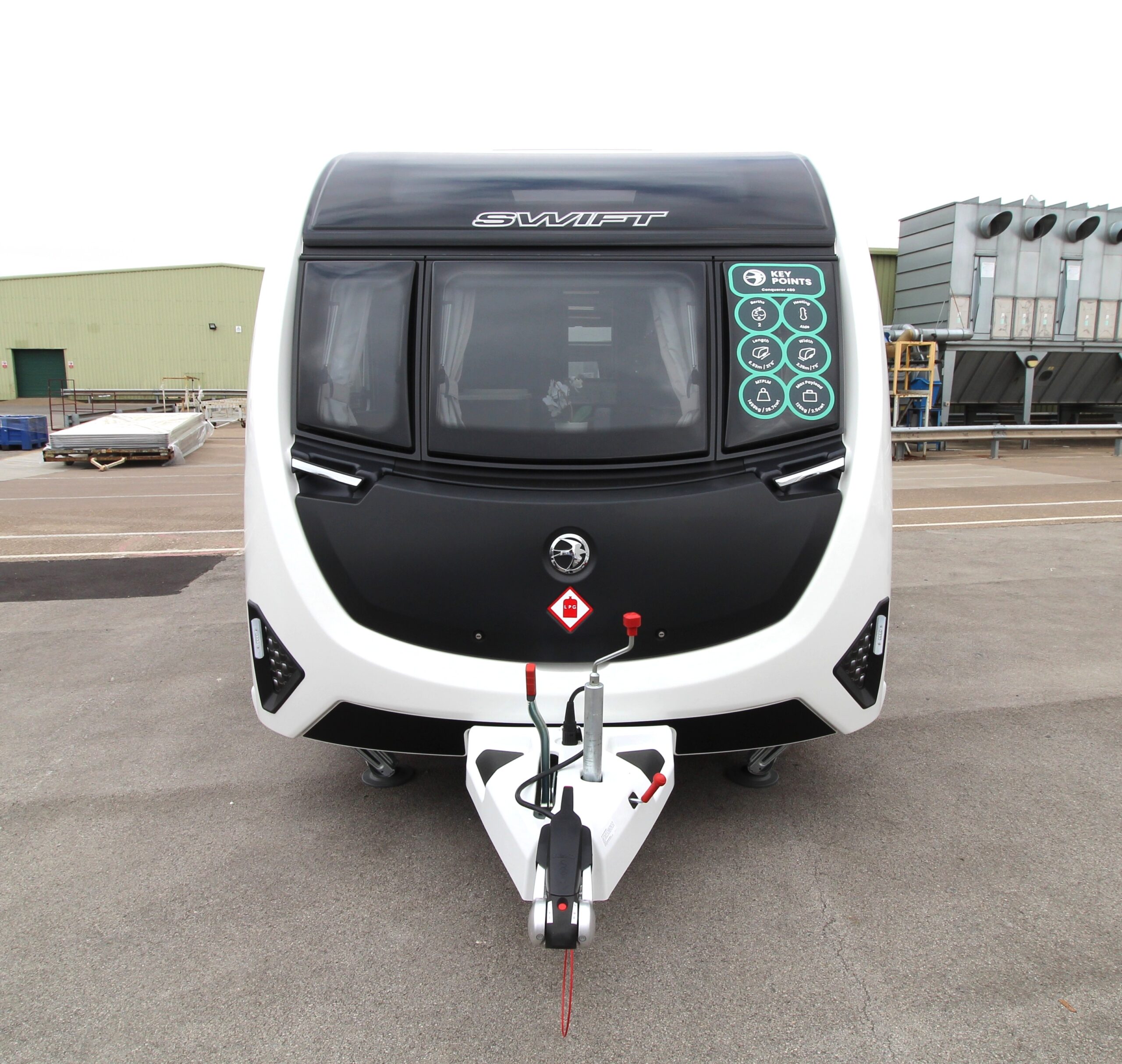 2027-conqueror-480-4.jpg