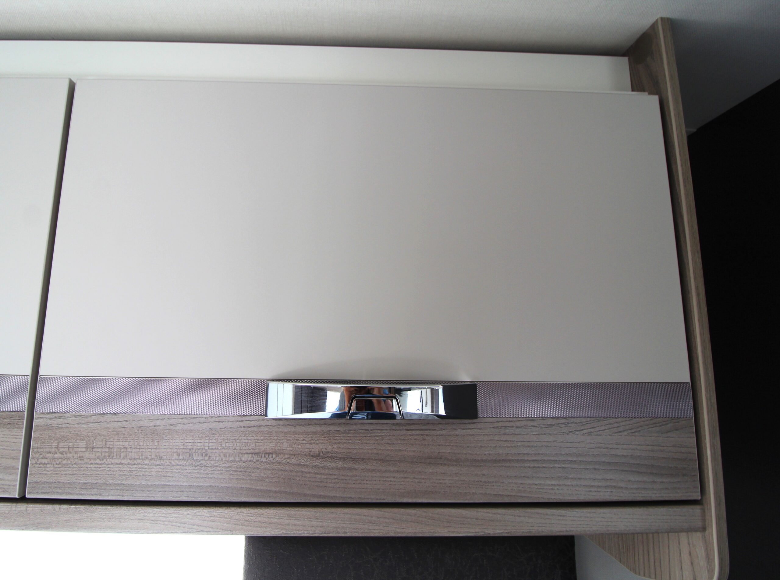 2027-conqueror-565-single-beds-27.jpg