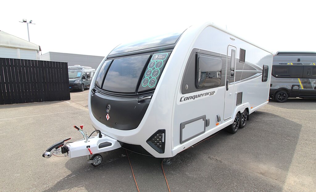 2027-conqueror-650l-17-scaled.jpg