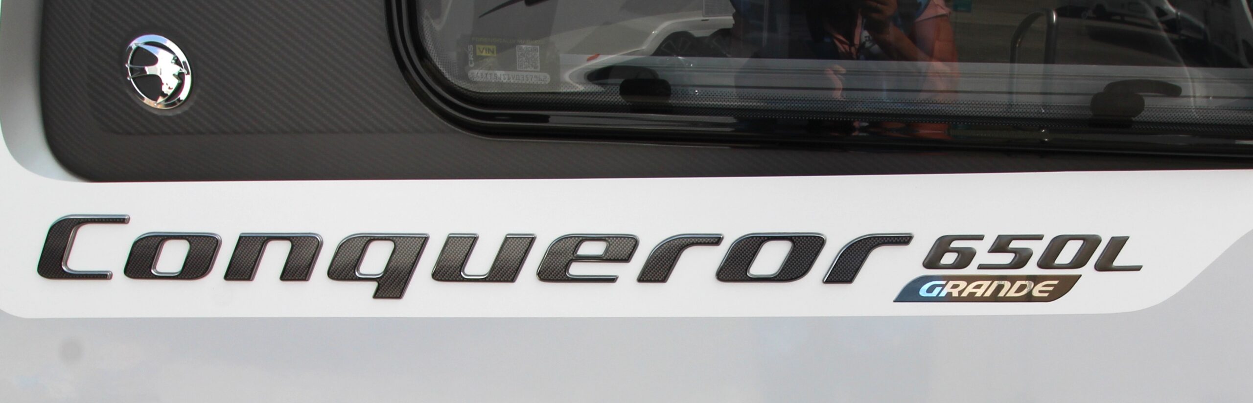 2027-conqueror-650l-23.jpg