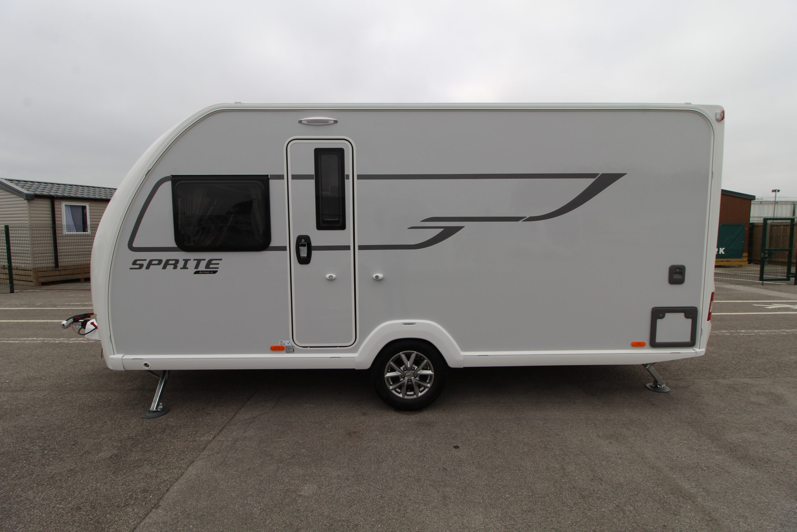 2027-sprite-alpine-4-6.jpg