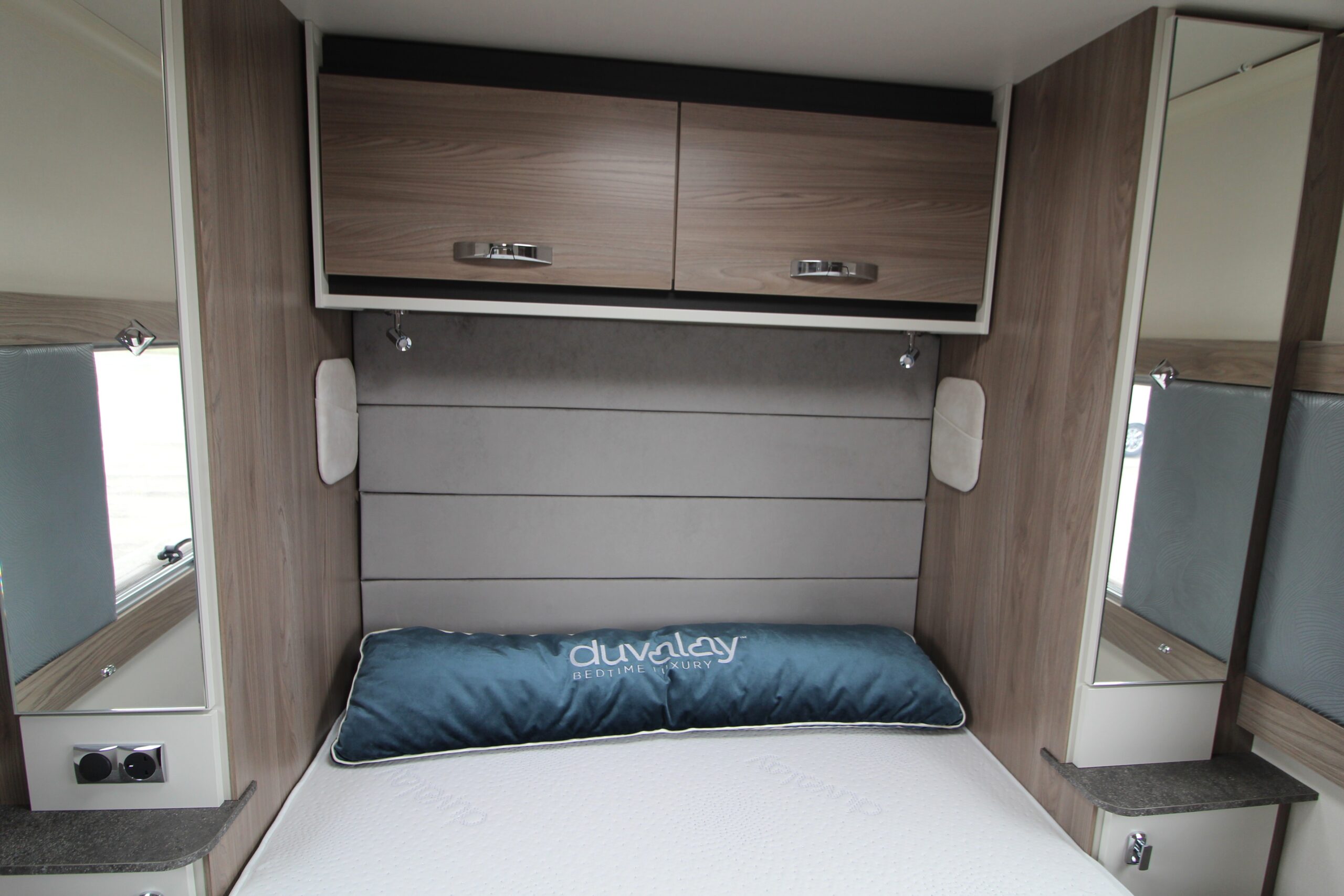 2027-swift-challenger-560-32.jpg