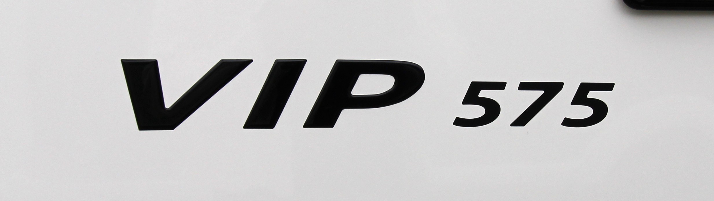 2027-vip-575-10.jpg