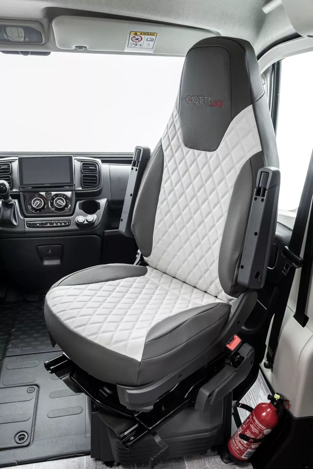 64g-front-seat.jpg