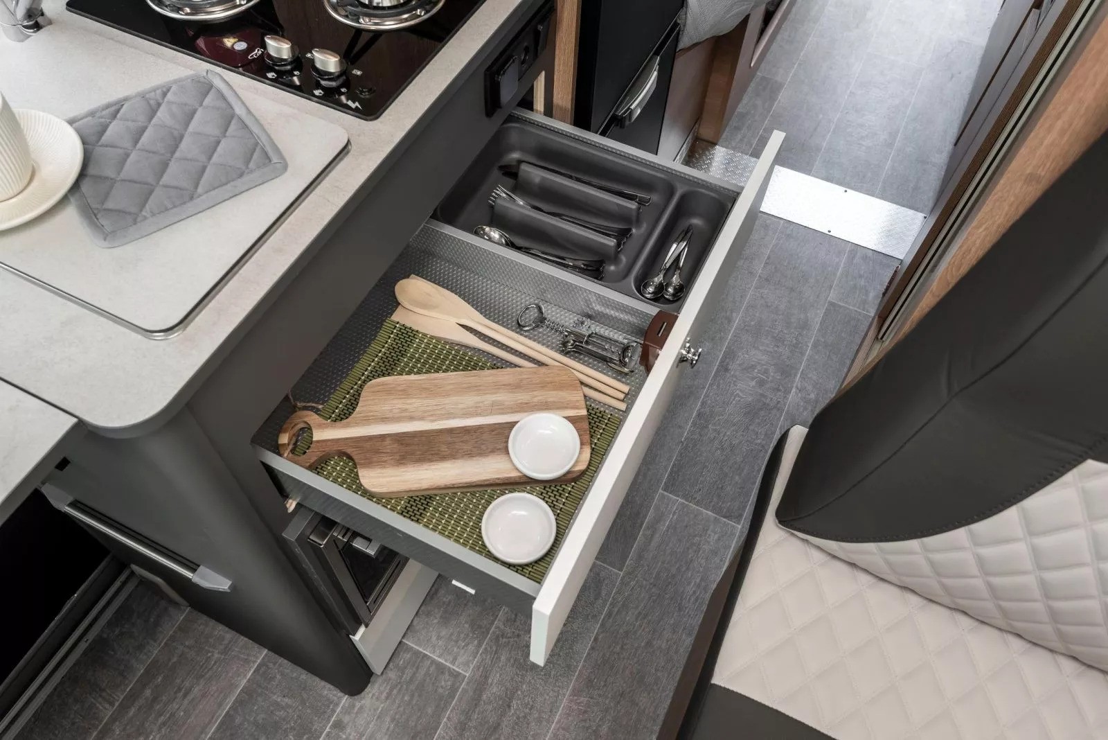 64g-kitchen-drawer.jpg