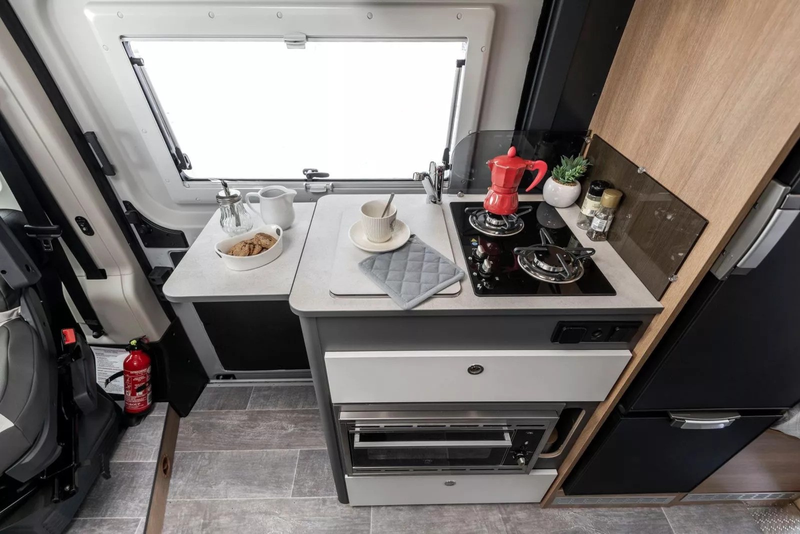 64g-kitchen_1.jpg