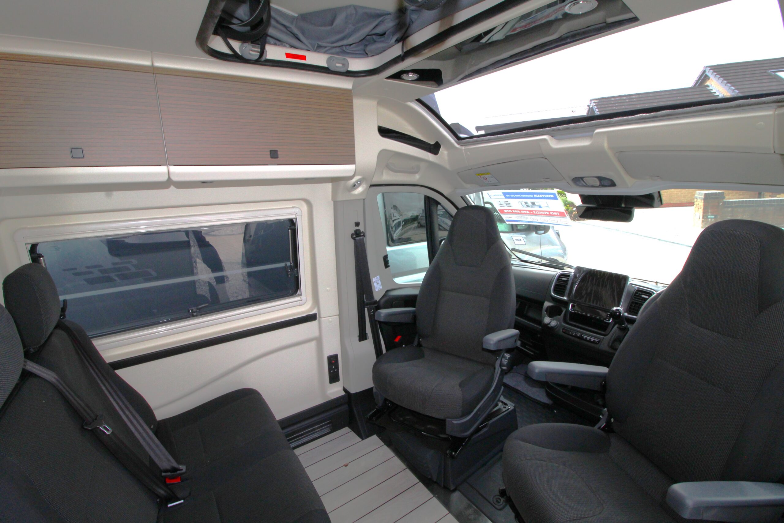 66856-columbus-600-d-pop-top-24.jpg