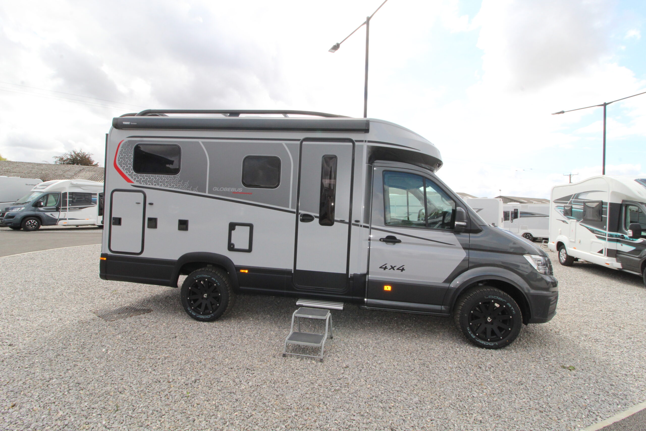 68991-2026-dethleffs-performance-t4x4-transeverse-bed-t-16-64.jpg