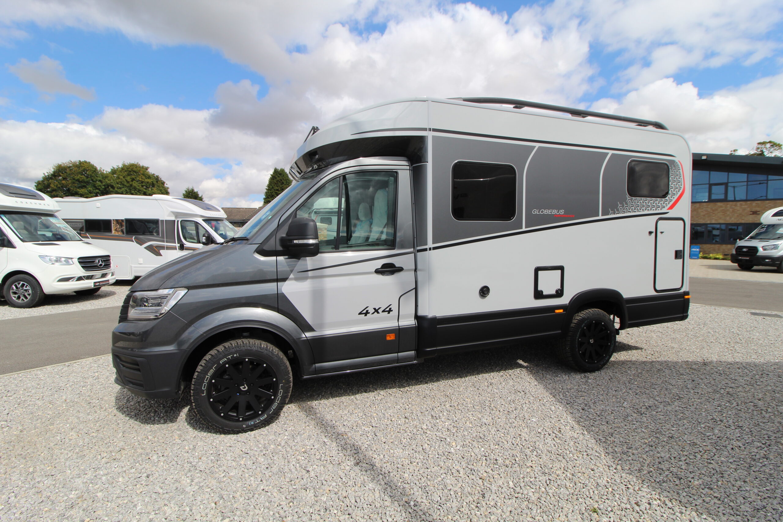 68991-2026-dethleffs-performance-t4x4-transeverse-bed-t-16-68.jpg