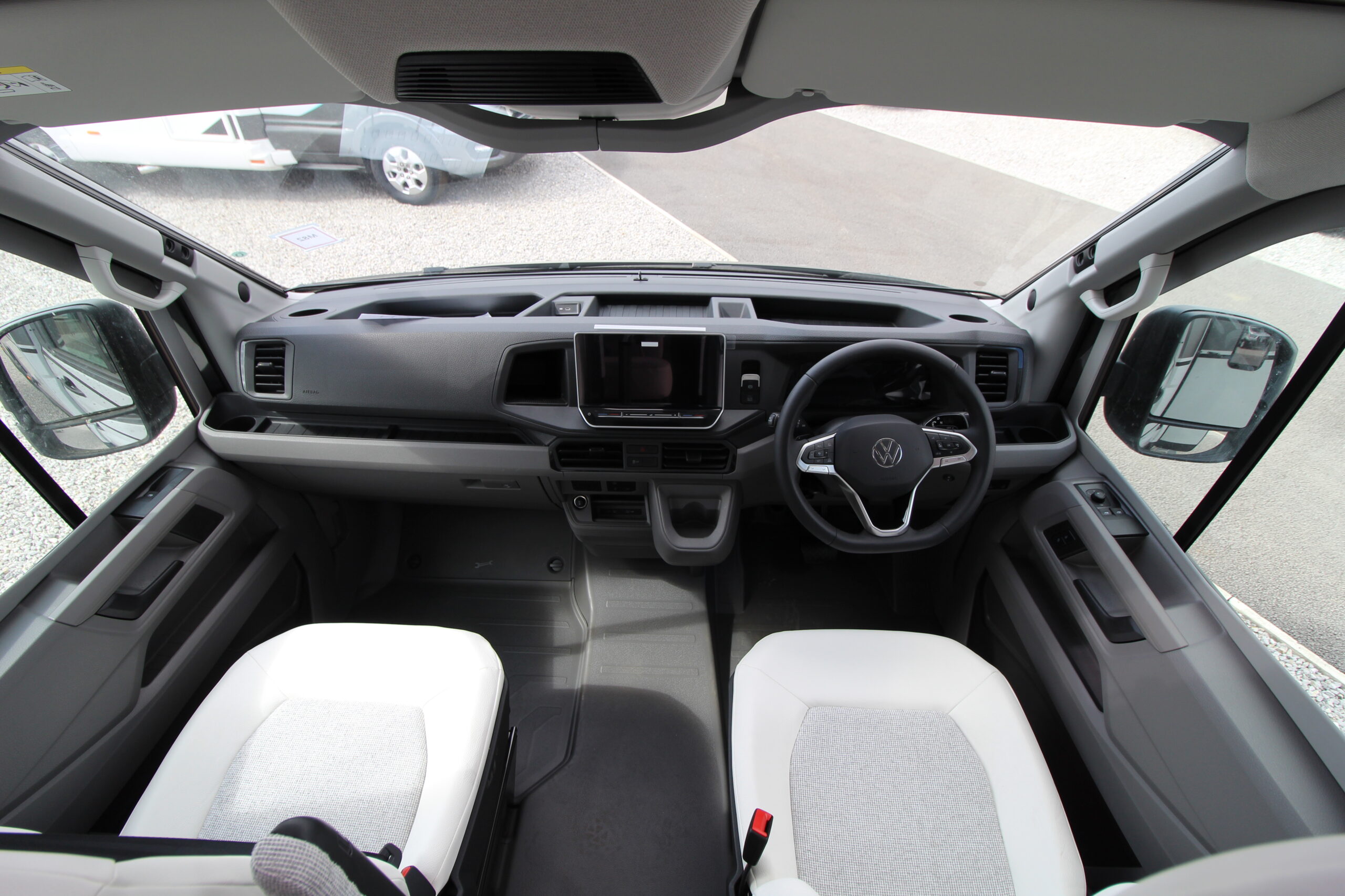 68991-2026-dethleffs-performance-t4x4-transeverse-bed-t-16-73.jpg