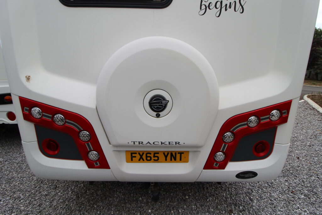 USED 2015 AutoTrail Tracker EKS 68392 (33)