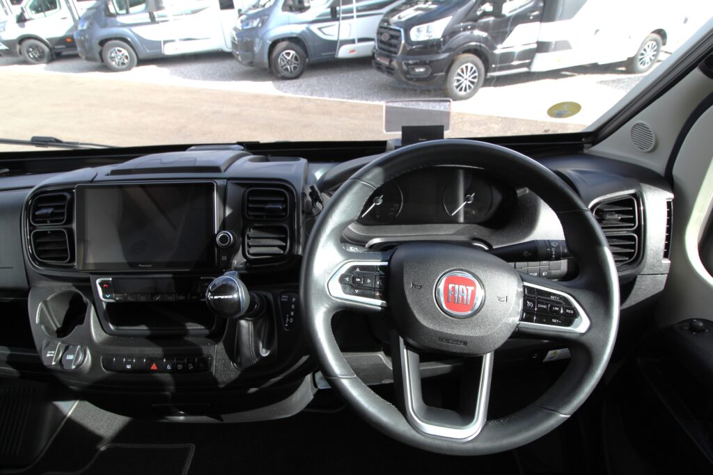 USED 2023 Mayflower 67LO 69750 (12)