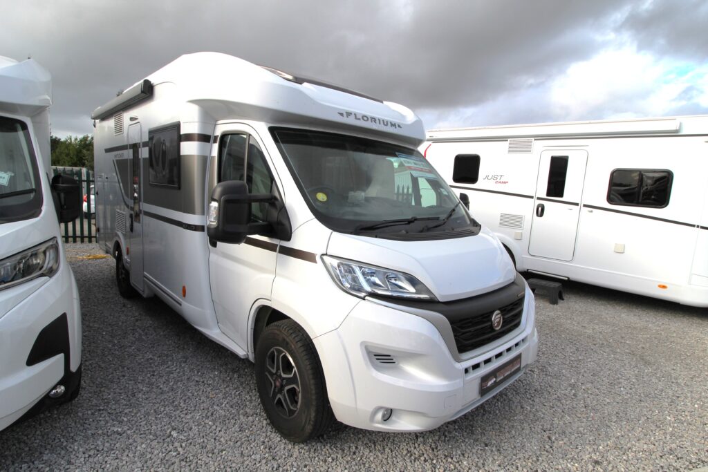 USED 2023 Mayflower 67LO 69750 (7)