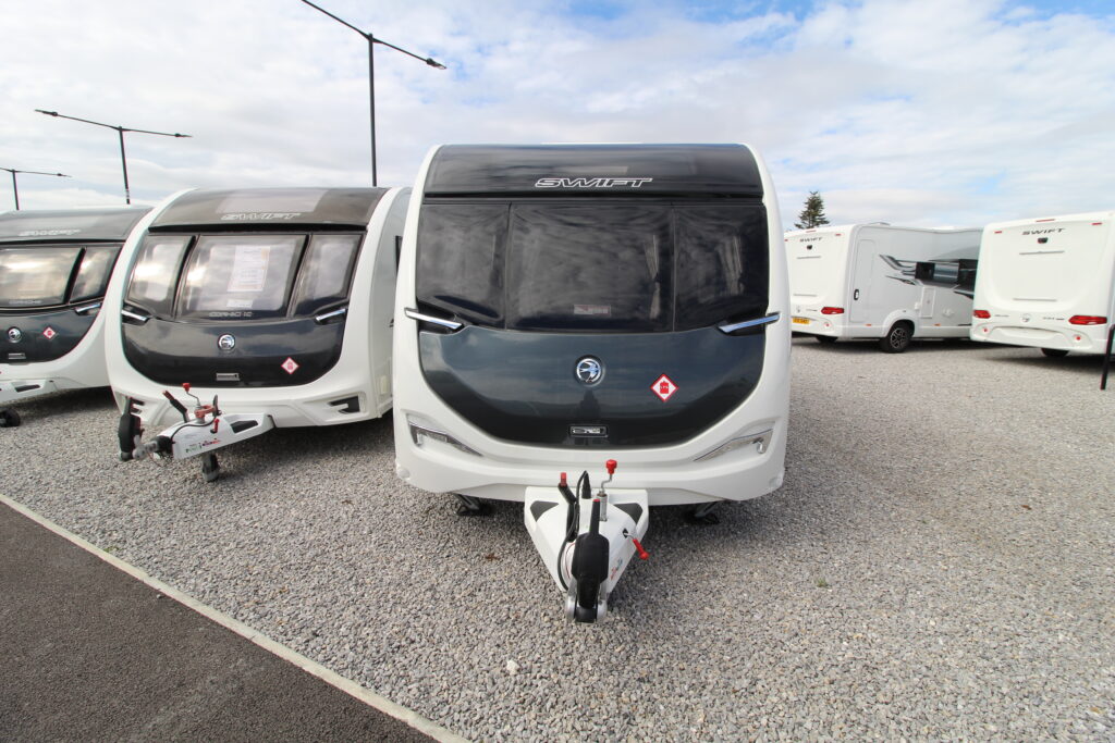 USED 2023 Swift Conqueror 480 KEY 353 (3)