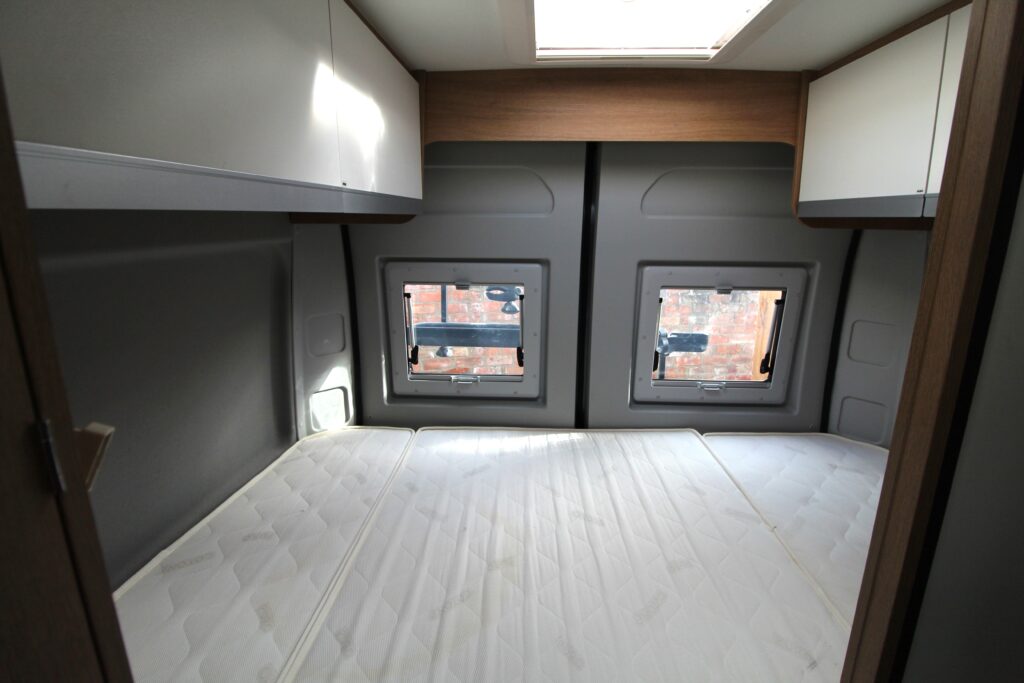 USED 2025 Giotti 54T (17)