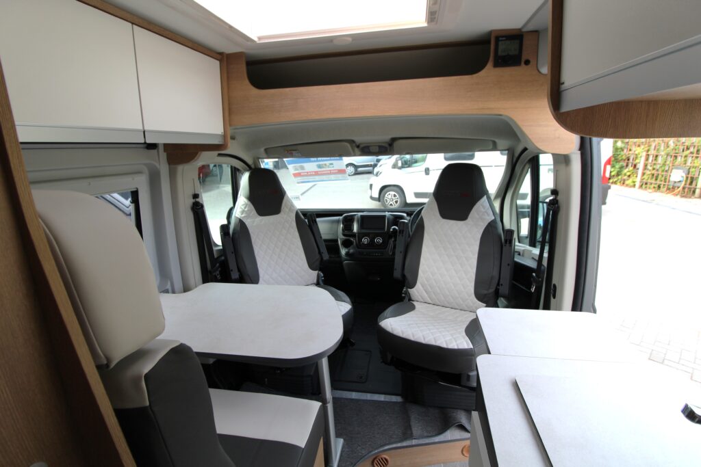 USED 2025 Giotti 54T (25)