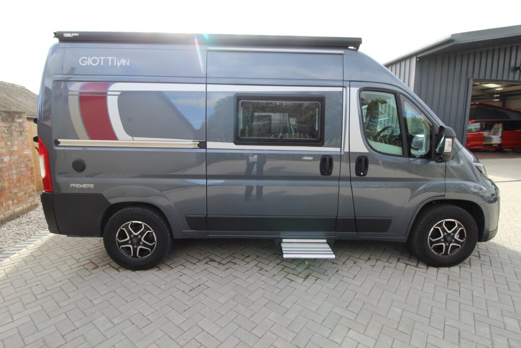 USED 2025 Giotti 54T (26)