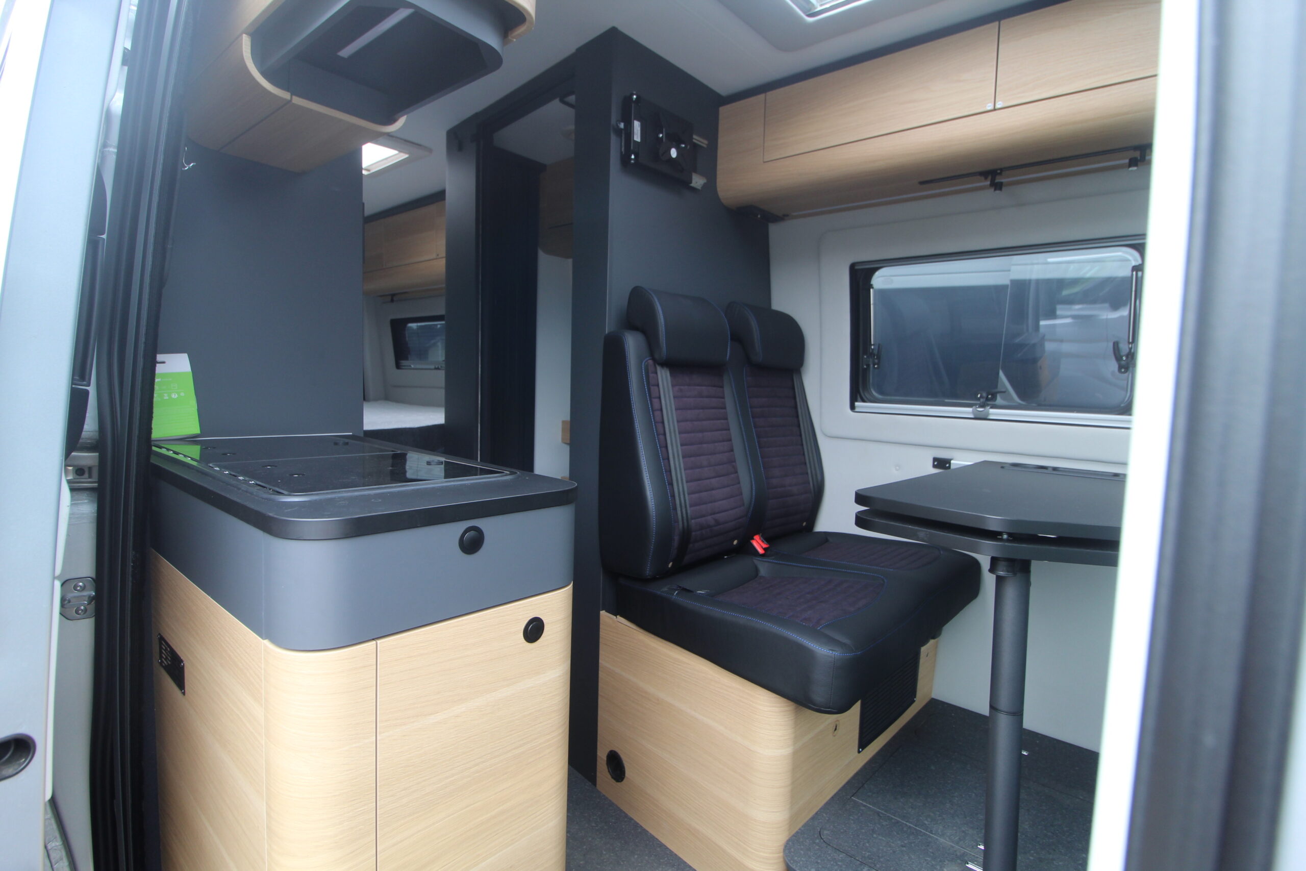adria-twin-max-680-sgx-56024-k04-26.jpg