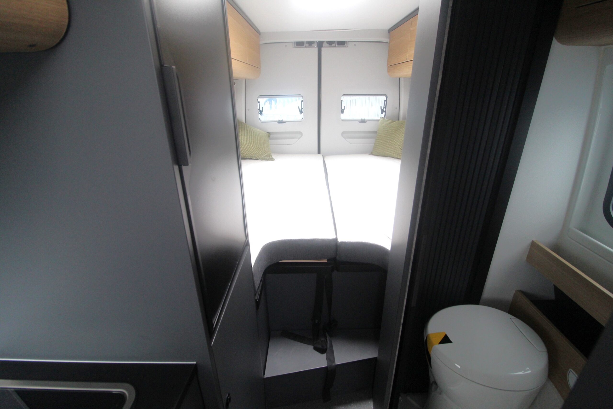 adria-twin-max-680-slb-key-07-3.jpg