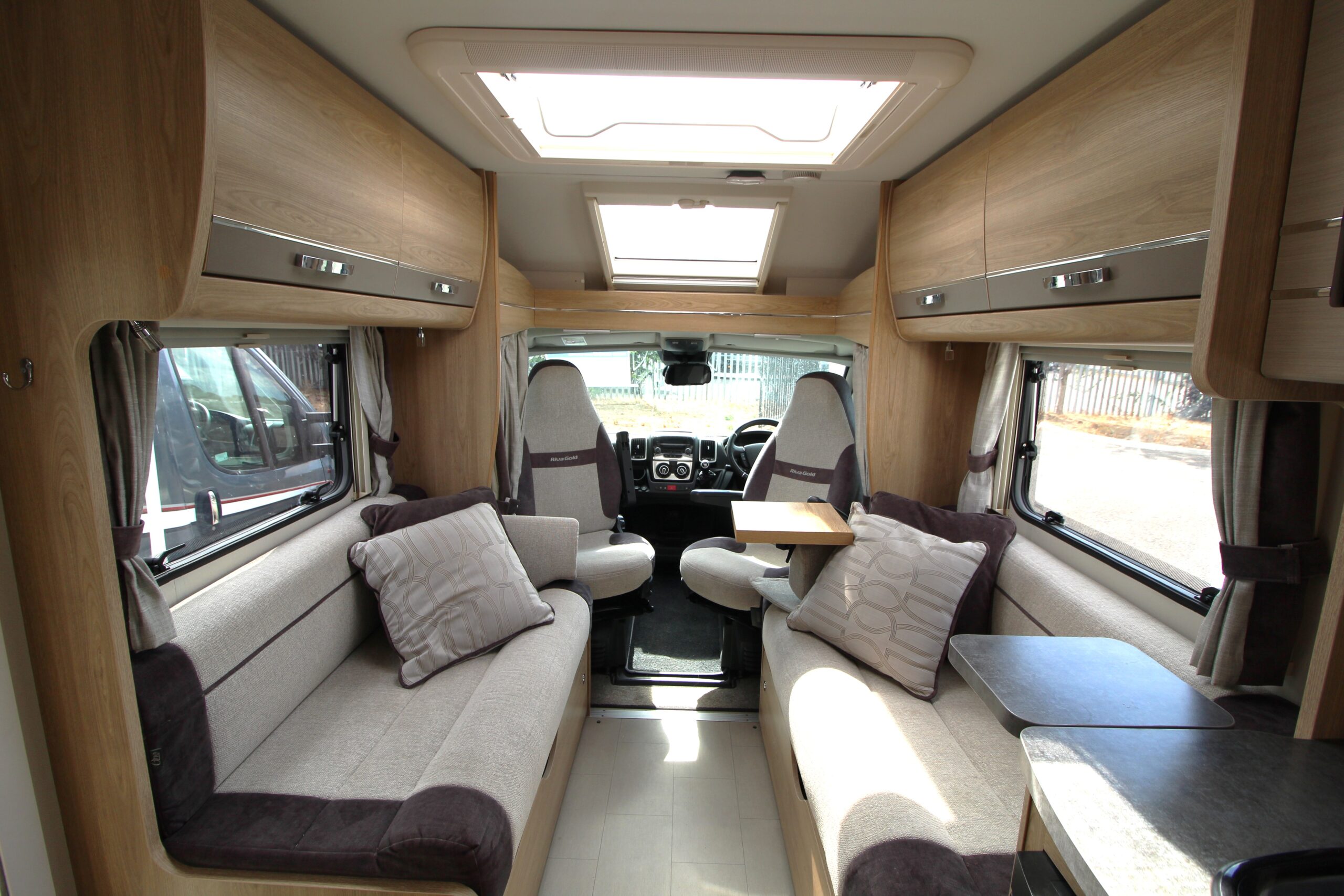 riva-gold-17.jpg