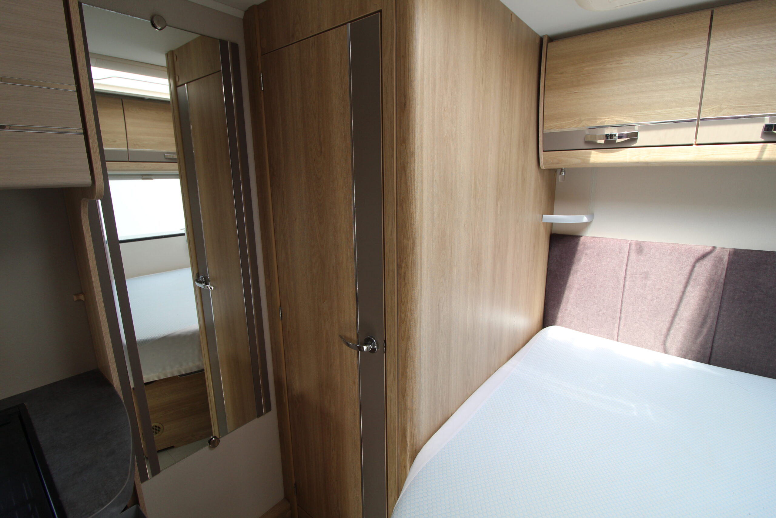 riva-gold-23.jpg