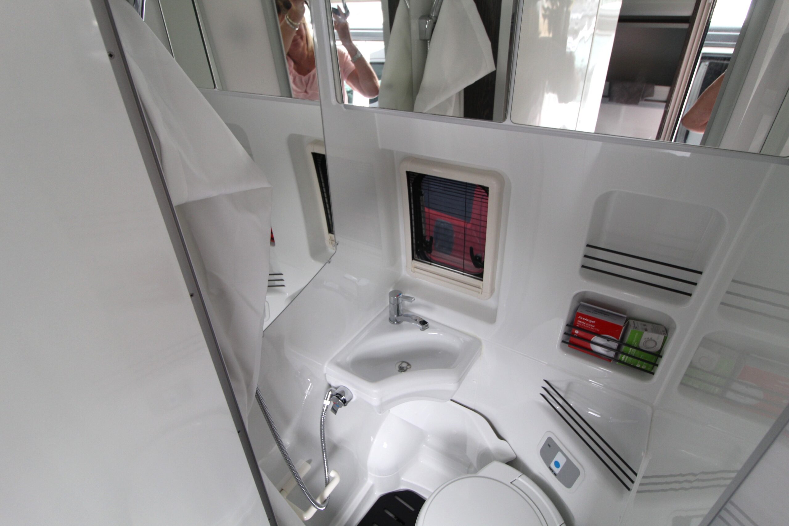 used-2023-westfalia-columbus-540d-yx73-dwz-27.jpg