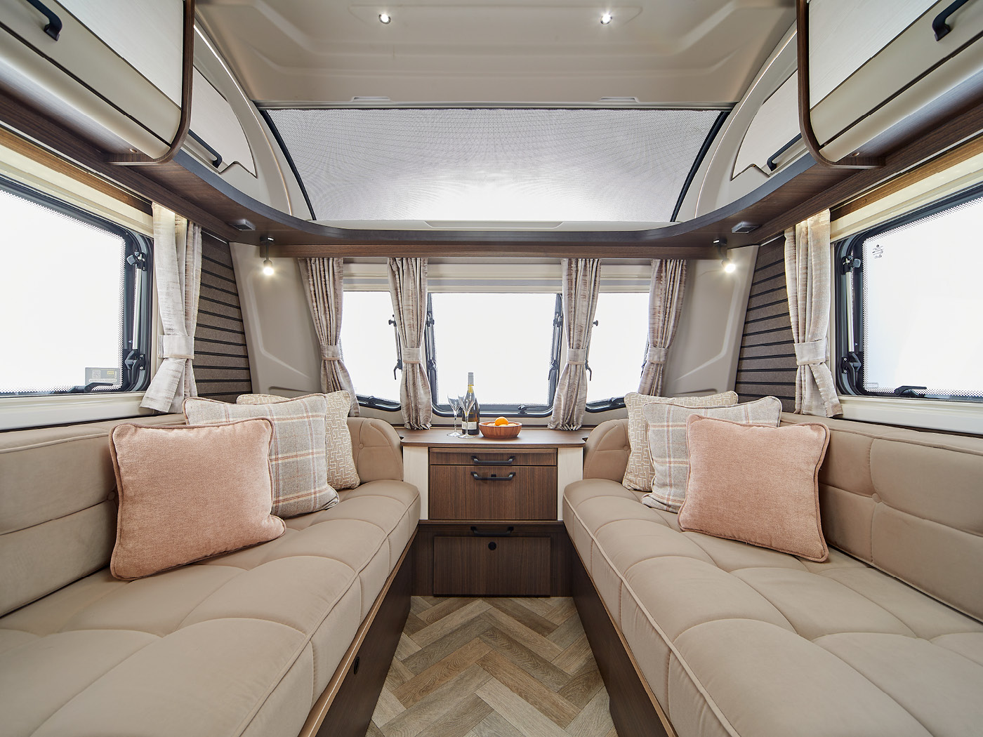vip-575-3.jpg